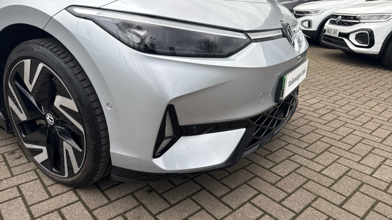 Volkswagen ID.7 250kW 4MOTION GTX Plus 86kWh 5dr Auto Electric Hatchback